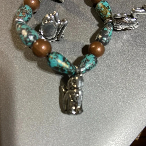 Beaded charm bracelet - Picture 4 of 6